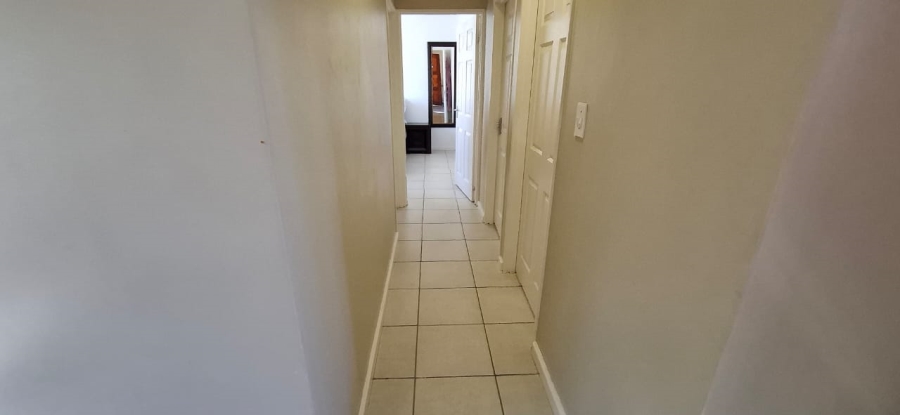 To Let 3 Bedroom Property for Rent in Hagley Western Cape